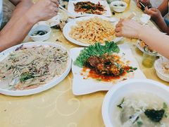 -鑫渔港海鲜本地菜·山海关浑锅(东戴河店)