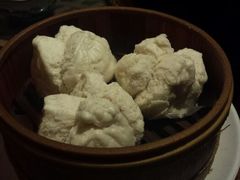 蜜汁叉烧包-老广酒楼(樱花店)