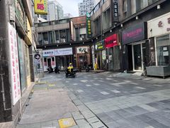 -万达广场(武汉菱角湖店)