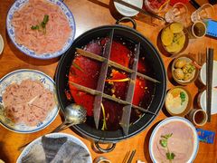 -周小明火锅(黑金冠社区店)