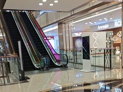 -红星美凯龙国际家居博览中心至尊mall停车场