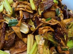 -莲餐厅·湖北菜·潜江小龙虾店(愚园路店)