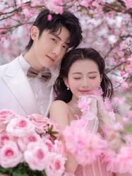 -樱花婚纱摄影