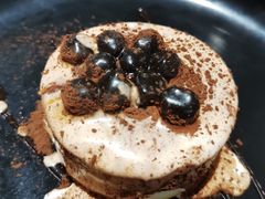 冲绳黑糖爆浆蛋糕-必胜客(百联又一城店)