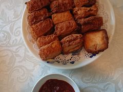 酥皮臭豆腐-绍兴饭店(大宁店)