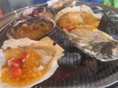 -围炉肉舍•炭烤活鳗•丹东海鲜烤肉(步行街店)