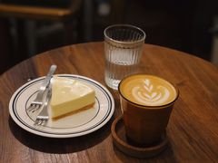 小拿铁-月球咖啡retro