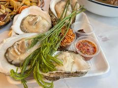 -席娜卡琳火车铁道夜市