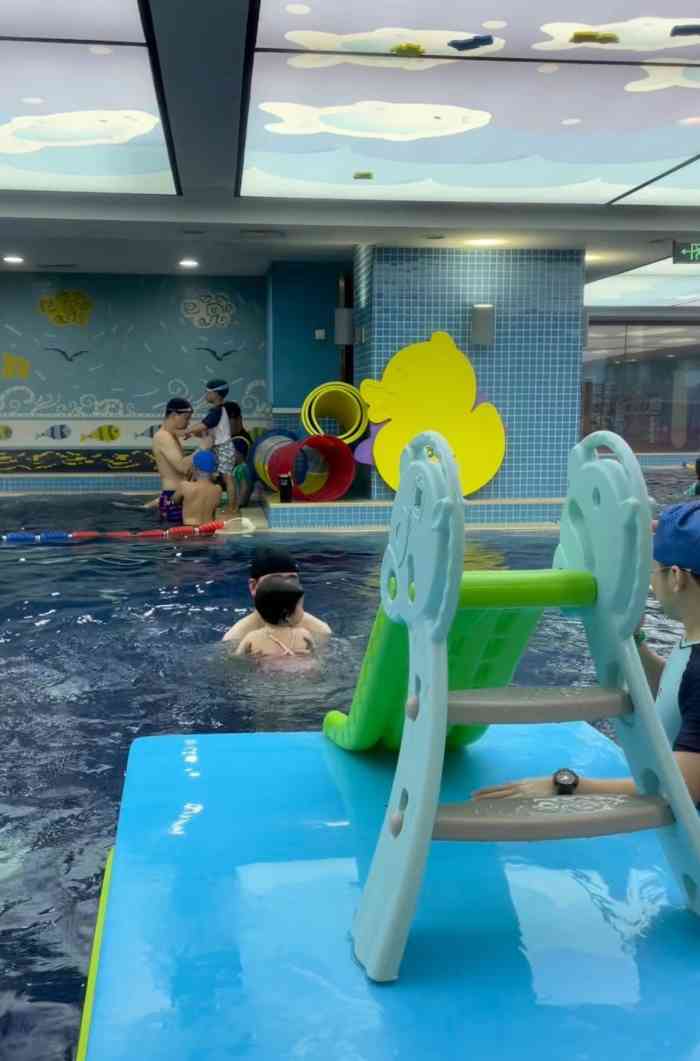 龙格亲子游泳俱乐部宝安店