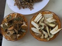 -山菌美食苑(振兴路店)