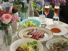 -MONICH牛排融合餐厅(和义大道购物中心店)