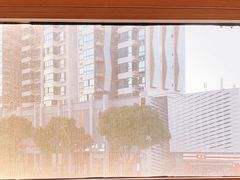 -蜜桃餐厅·伴山(湖滨商业街店)