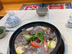 -九寨沟特色牦牛肉汤锅