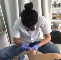 点击看大图 -德哥灰指甲脚气甲沟炎跖疣护理