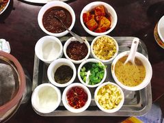 -朝伟清真铜瓢牛肉馆(三十年老·店)