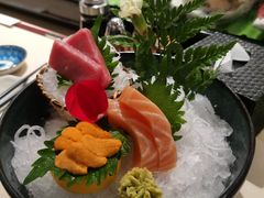 三文鱼与金枪鱼中腹海胆拼盘-阿吾罗日本料理(K11艺术中心店)