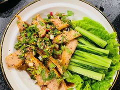 酸辣烤肉-荷花泰菜(东方新天地店)