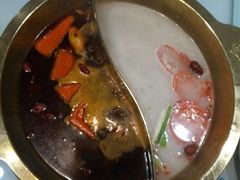 -辣莊重庆老火锅(滕州店)