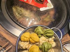 -山河屯铁锅炖(绥望路店)