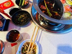 -钢管厂五区小郡肝串串香(滨江店)