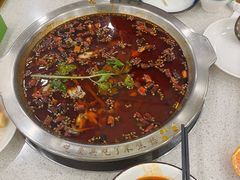 -老表牌·蛙蛙鸡冷锅鱼(成都东站店)