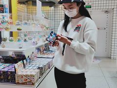 -泡泡玛特POPMART(上海环球港店)