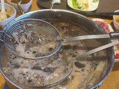 -牛满溢·自助潮汕鲜牛肉火锅(龙汇路店)
