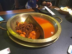 -沸炉重庆老火锅(军事博物馆店)