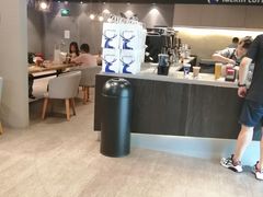 -瑞幸咖啡(新世界中心店)