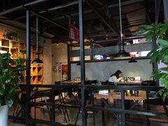 大堂-怪噜范·老贵阳街头名小吃(汇金星力城店)