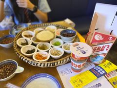 -包整·丝娃娃(一览甲秀楼风景店)