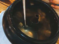 -小锅巴纳西餐厅