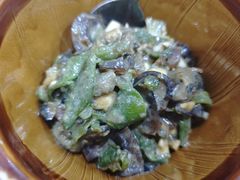 -湖南人家湘菜馆(镇江路店)