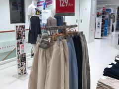-优衣库(上海金桥国际商业广场店)