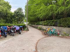 -地铁11号线罗山路站-停车场
