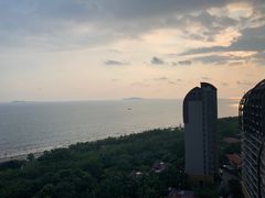 -三亚湾海居铂尔曼度假酒店