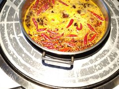 -二荆条·蜀鲜汇城市森林火锅