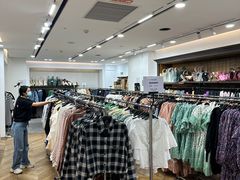 -磐基中心-停车场