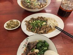 -尊品原汁牛肉面
