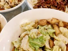 -汗腾格里·风味餐厅(新疆驻京办店)