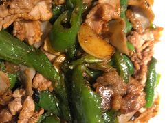 辣椒炒肉-5味潇湘(长沙总部基地店)