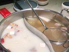-左庭右院鲜牛肉火锅(浦江欢乐颂店)