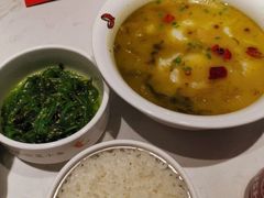 -渝是乎酸菜鱼·川渝小炒(新世界百货望京店)