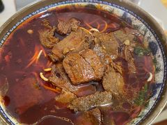 -牛师傅牛肉面(尚隆路店)