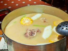 -肥仔文澳门猪骨煲(南京西路店)