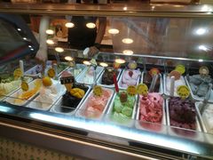 自助取餐区-柠檬车露(卖草地店)