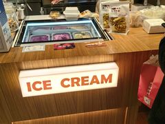 -君之狮子山·轻糖烘焙(松江印象城店)
