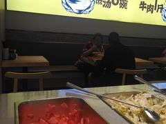 自助取餐区-黔真牛原汤牛肉粉