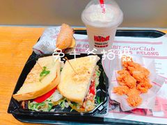 -The Habit Burger Grill 哈比特汉堡(爱琴海店)