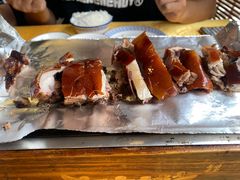 -东方之猪四更烤乳猪(金垦总店)